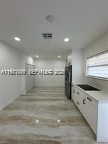 19823 SW 119th Ct, Miami, FL 33177