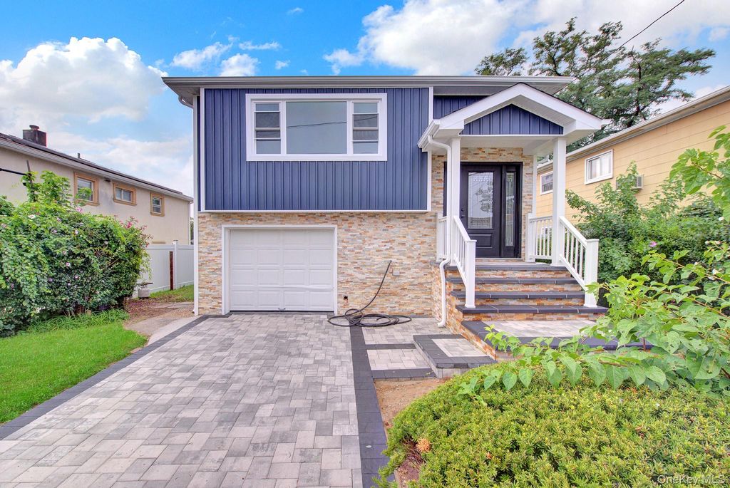 77 Roquette Avenue, Elmont, NY 11003