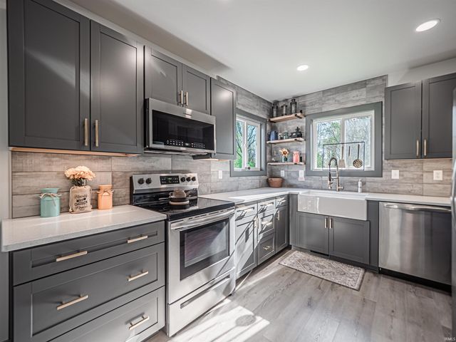 2615 Buchanan Road, Evansville, IN 47720