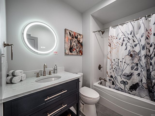 2615 Buchanan Road, Evansville, IN 47720