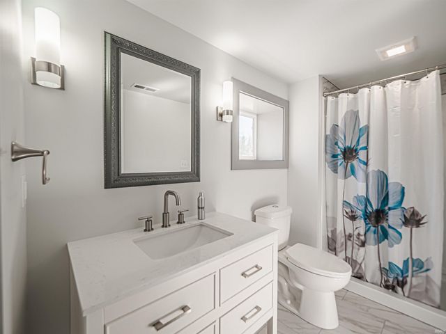 2615 Buchanan Road, Evansville, IN 47720