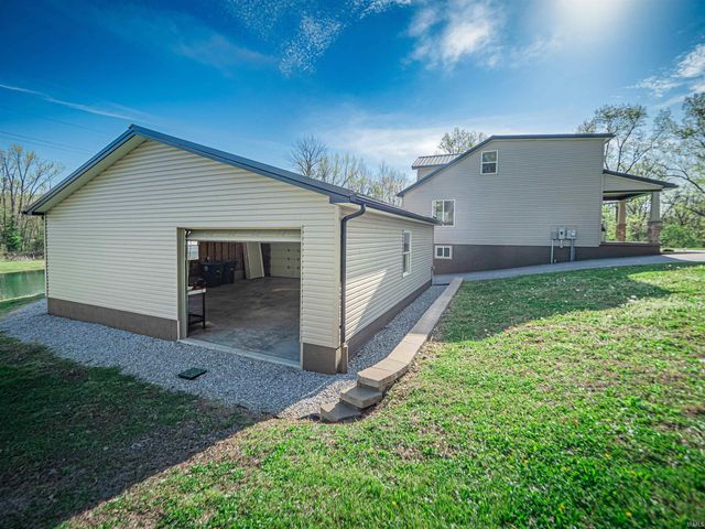 2615 Buchanan Road, Evansville, IN 47720