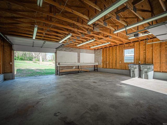 2615 Buchanan Road, Evansville, IN 47720