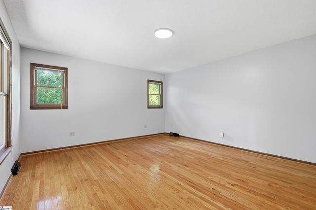 110 Trafalgar Road, Greenville, SC 29617