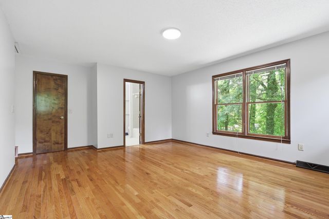 110 Trafalgar Road, Greenville, SC 29617