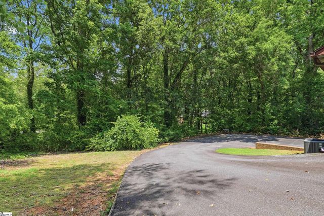 110 Trafalgar Road, Greenville, SC 29617
