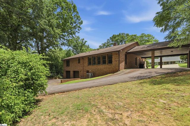 110 Trafalgar Road, Greenville, SC 29617