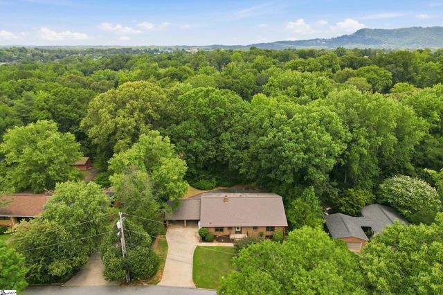 110 Trafalgar Road, Greenville, SC 29617