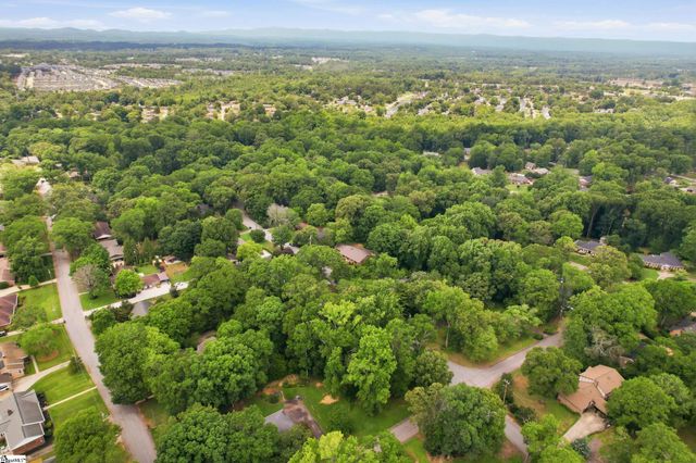 110 Trafalgar Road, Greenville, SC 29617