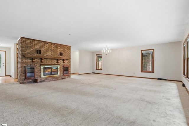 110 Trafalgar Road, Greenville, SC 29617