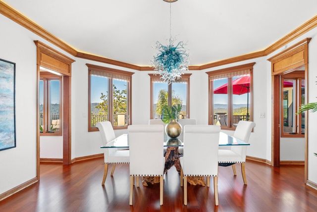 17 Kite Hill Road, Santa Cruz, CA 95060