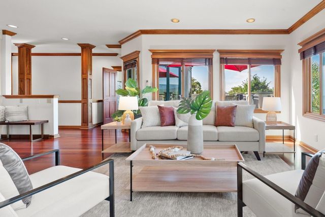 17 Kite Hill Road, Santa Cruz, CA 95060