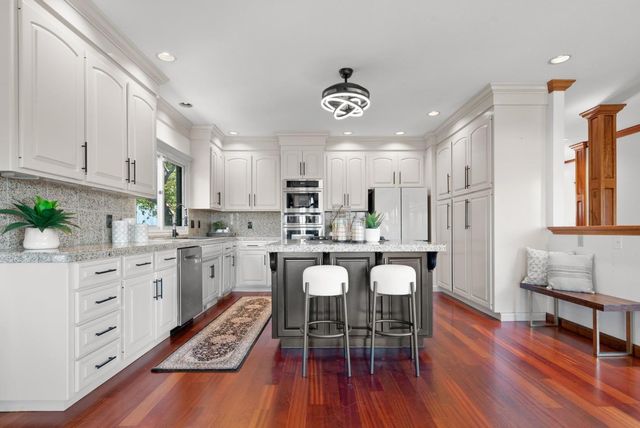 17 Kite Hill Road, Santa Cruz, CA 95060