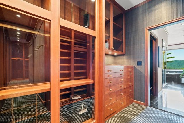 17 Kite Hill Road, Santa Cruz, CA 95060