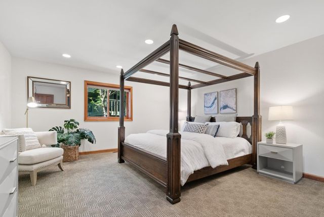 17 Kite Hill Road, Santa Cruz, CA 95060