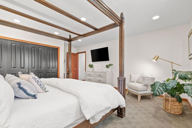 17 Kite Hill Road, Santa Cruz, CA 95060