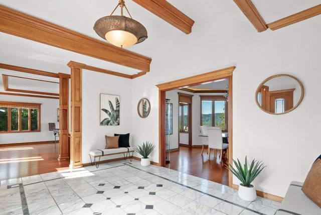 17 Kite Hill Road, Santa Cruz, CA 95060