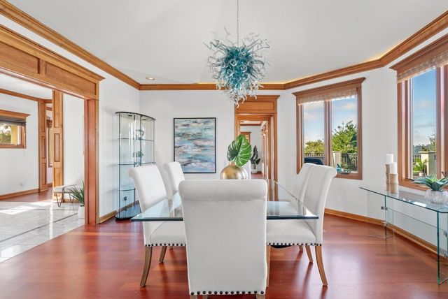 17 Kite Hill Road, Santa Cruz, CA 95060