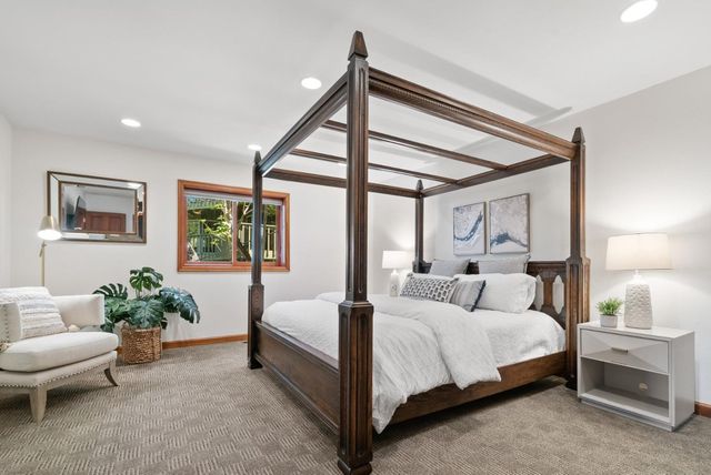 17 Kite Hill Road, Santa Cruz, CA 95060