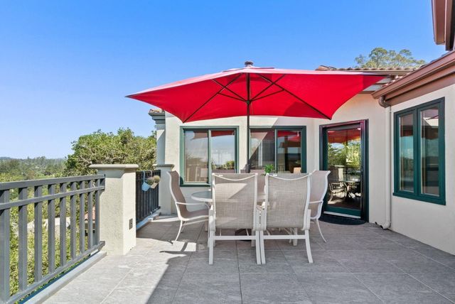 17 Kite Hill Road, Santa Cruz, CA 95060