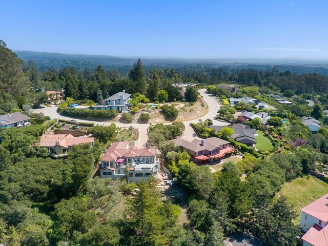 17 Kite Hill Road, Santa Cruz, CA 95060
