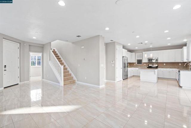 2273 Toscana Dr, Pittsburg, CA 94565