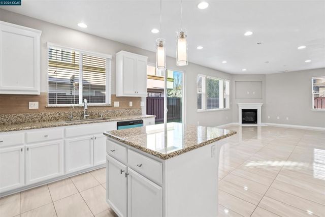 2273 Toscana Dr, Pittsburg, CA 94565