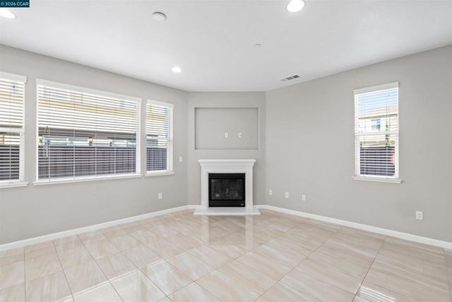 2273 Toscana Dr, Pittsburg, CA 94565