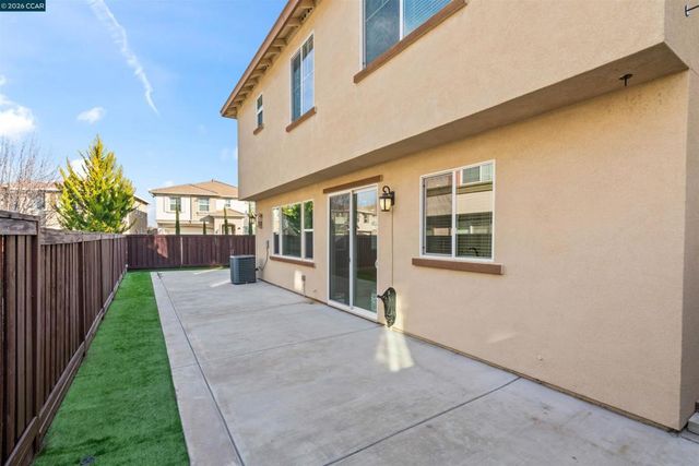 2273 Toscana Dr, Pittsburg, CA 94565