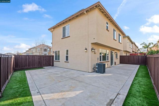 2273 Toscana Dr, Pittsburg, CA 94565