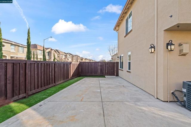2273 Toscana Dr, Pittsburg, CA 94565