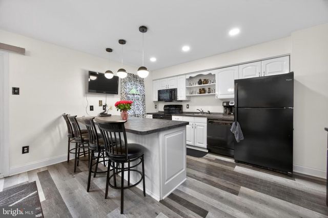 1616 S COVENTRY LN, West Chester, PA 19382
