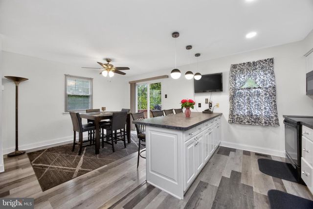 1616 S COVENTRY LN, West Chester, PA 19382