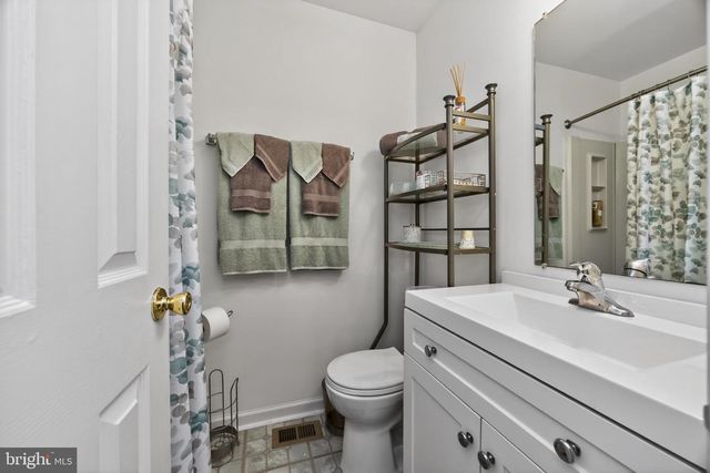 1616 S COVENTRY LN, West Chester, PA 19382