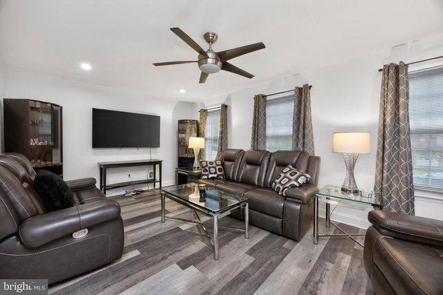 1616 S COVENTRY LN, West Chester, PA 19382
