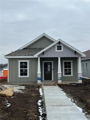 1600 Cottonwood Creek Avenue 1, Kearney, MO 64060