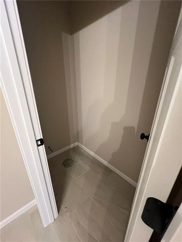 1600 Cottonwood Creek Avenue 1, Kearney, MO 64060