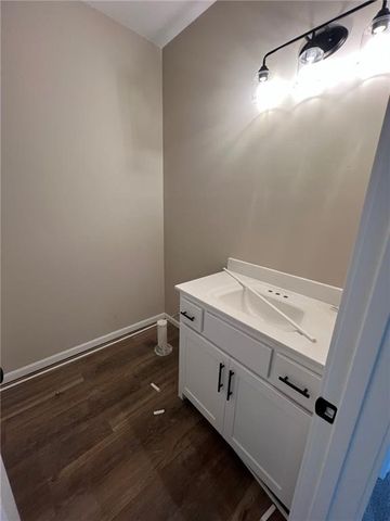 1600 Cottonwood Creek Avenue 1, Kearney, MO 64060