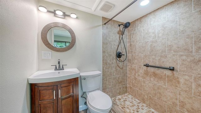3569 LONGMEADOW 35, Sarasota, FL 34235
