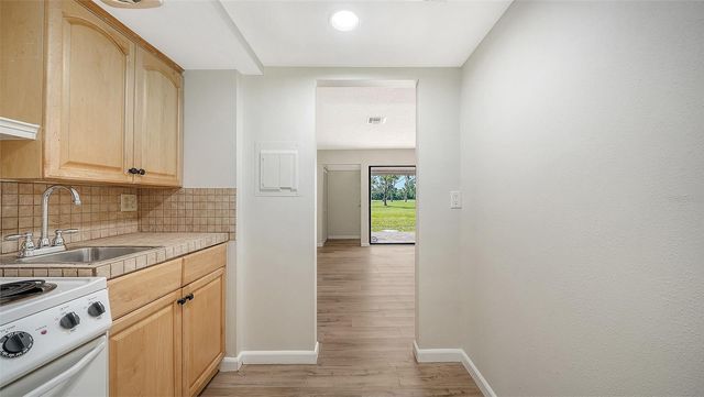 3569 LONGMEADOW 35, Sarasota, FL 34235