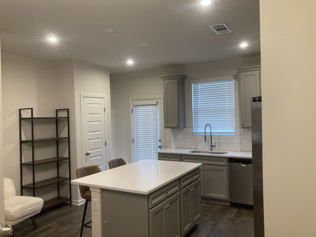 1241 Hope Village Way, Hermitage, TN 37076