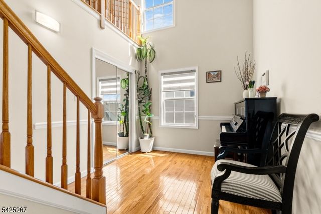 569 Coventry Dr 569, Nutley Twp., NJ 07110