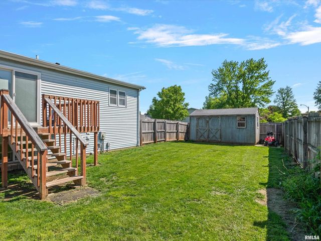 2712 Mead Drive, Springfield, IL 62707