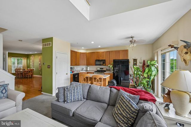 4 DUNKIRK CT, Norristown, PA 19403