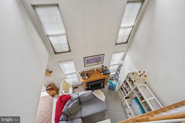 4 DUNKIRK CT, Norristown, PA 19403