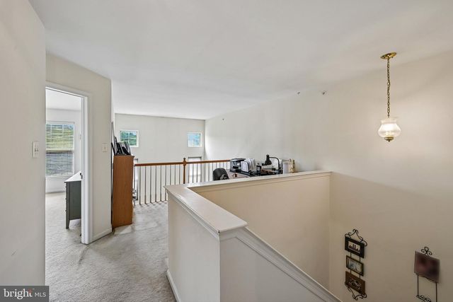 4 DUNKIRK CT, Norristown, PA 19403