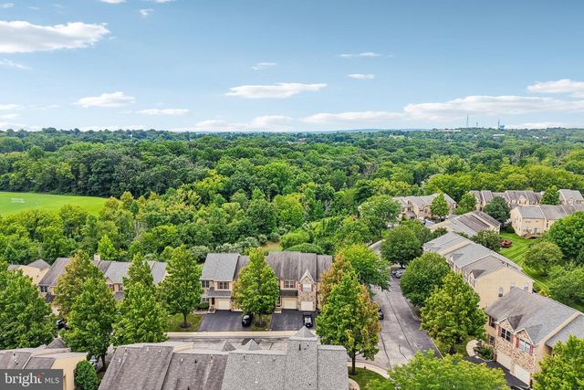 4 DUNKIRK CT, Norristown, PA 19403