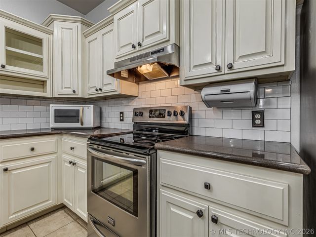 420 NW 5th, Pryor, OK 74361