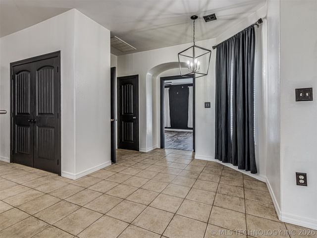 420 NW 5th, Pryor, OK 74361