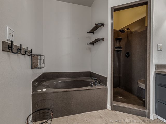 420 NW 5th, Pryor, OK 74361